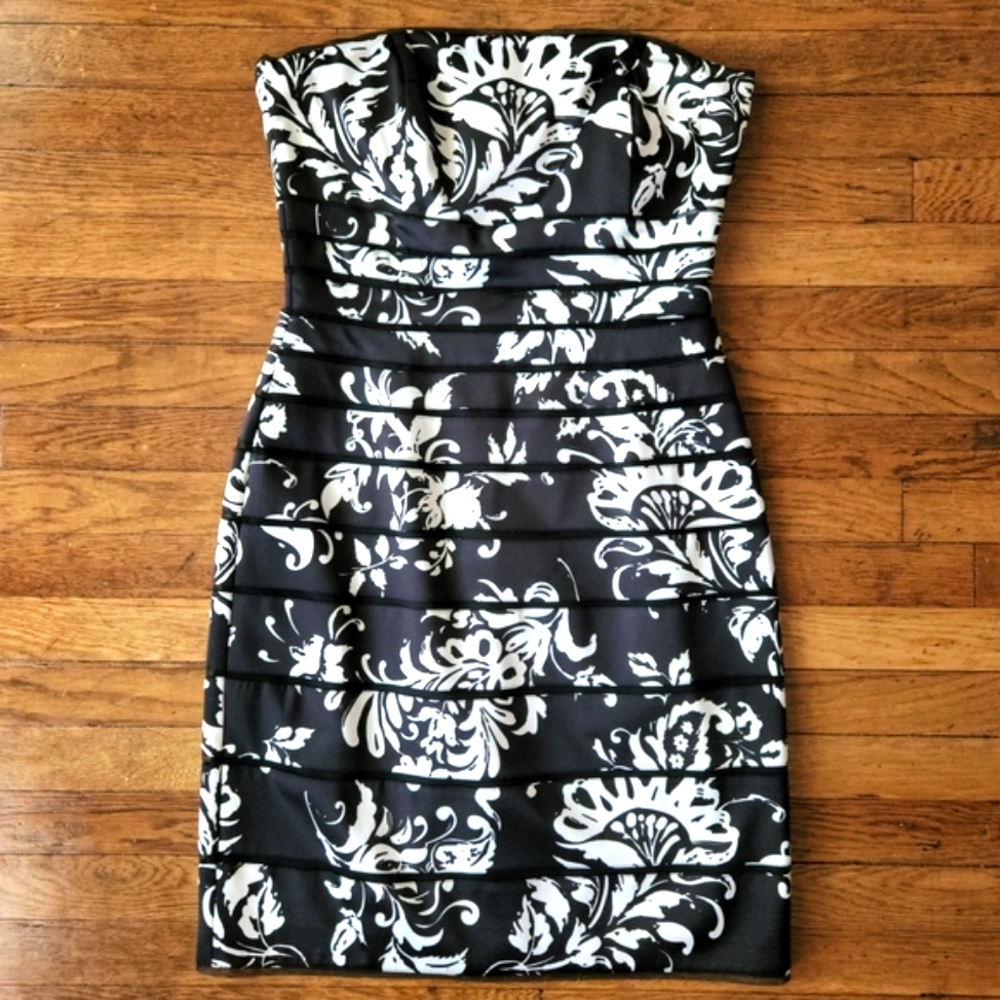 White House Black Market Strapless Black and White Dress NWT